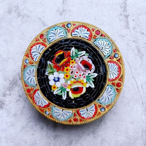 Vintage Jewelry - Vintage Italian Micromosaic Brooch